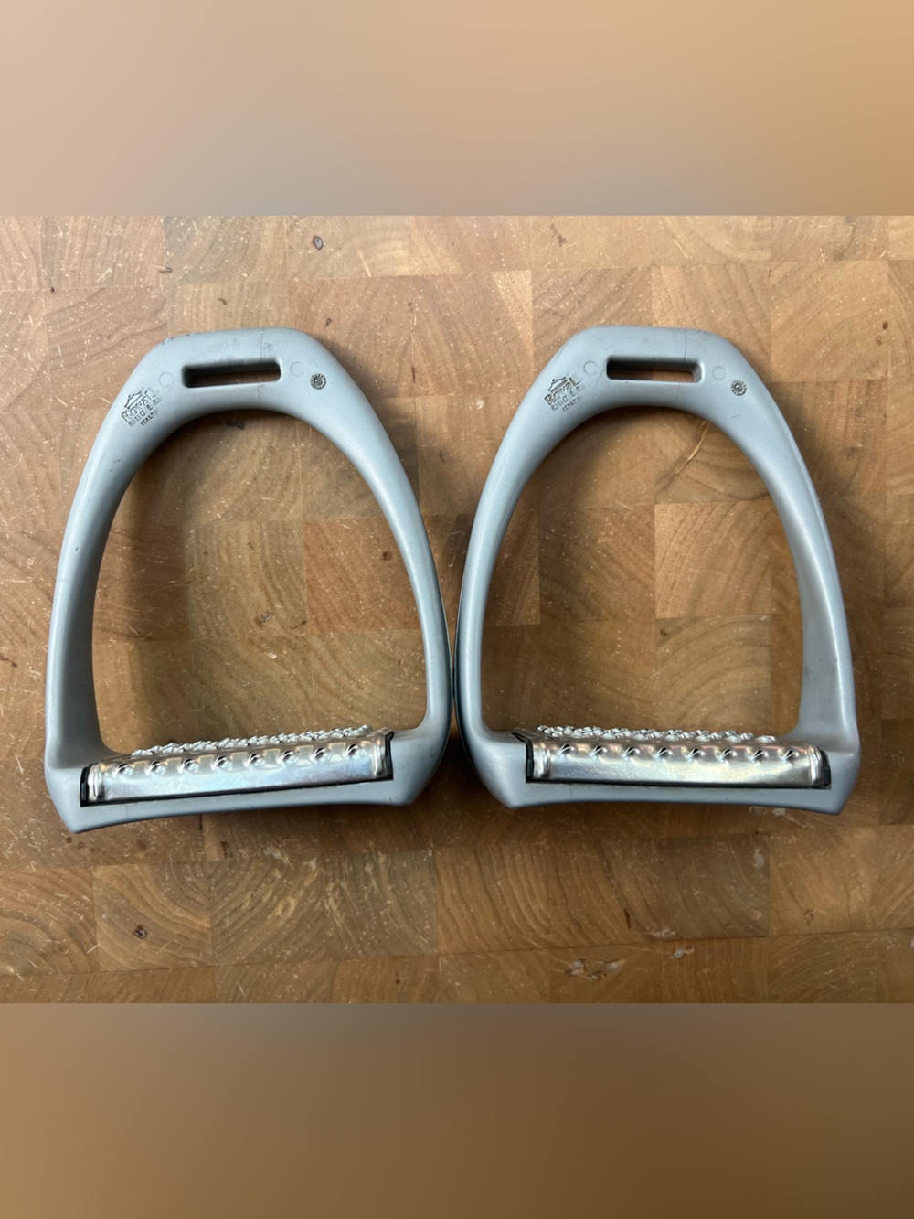 Royal Rider Stirrup - Picture 1 of 4